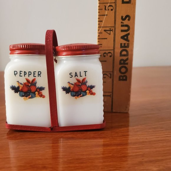 Vintage Milk Glass Salt & Pepper Shakers with Tray - Picture 9 of 9